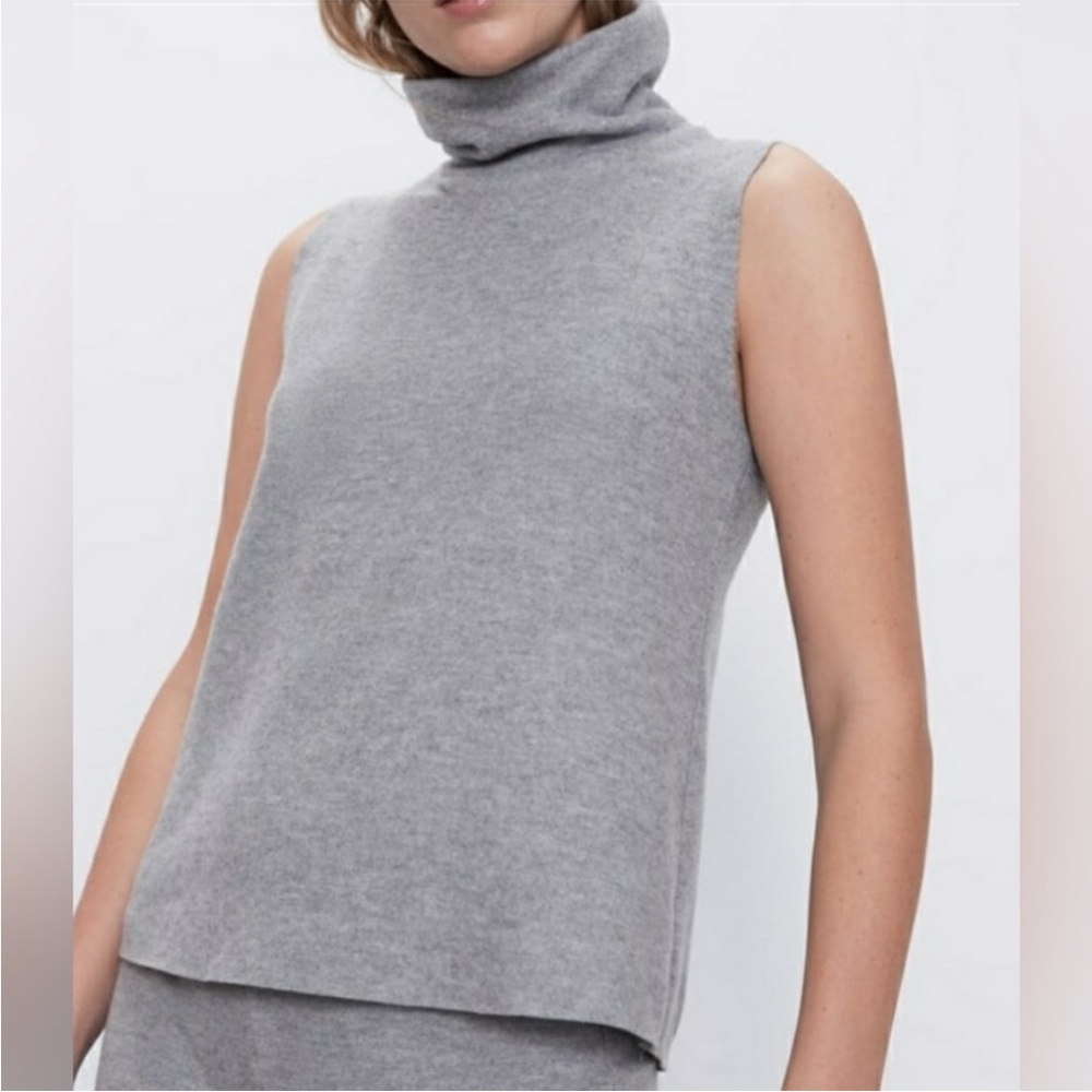 New Zara Gray turtleneck muscle tank